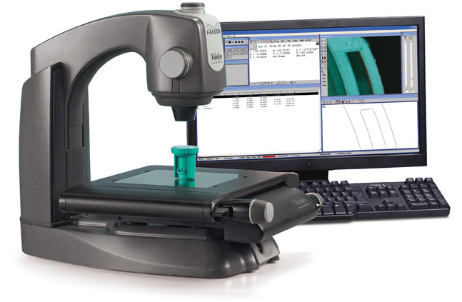 Videomessmikroskop bei SWS-Plastics AG