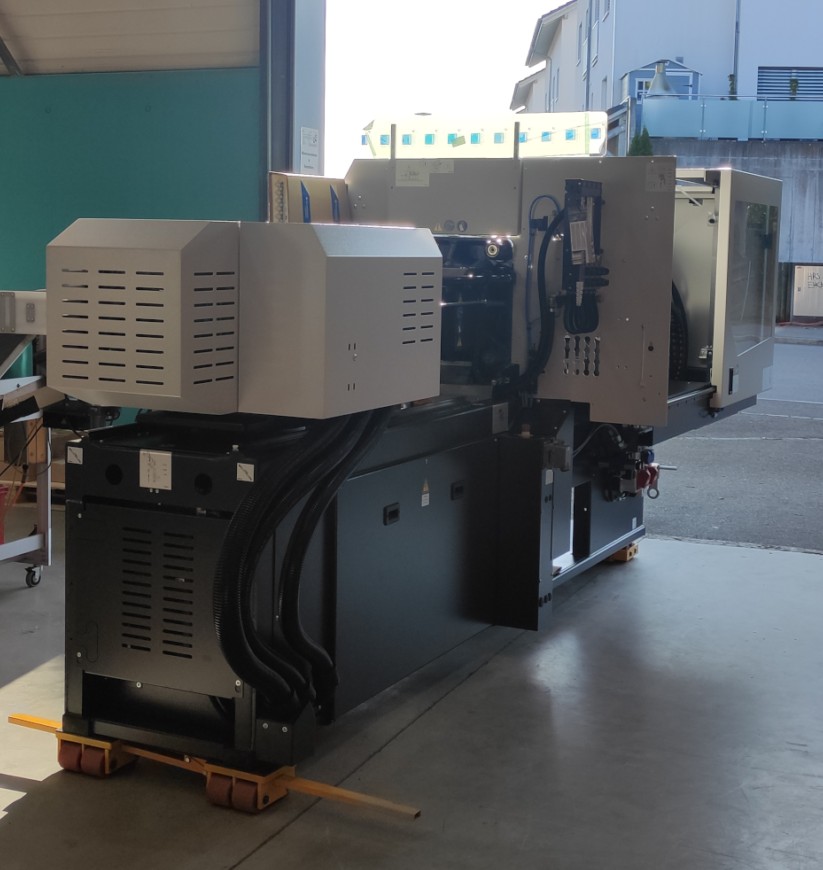 neue vollelektrische Spritzgussmaschine für SWS